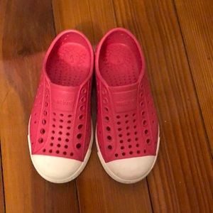 Toddler girls native shoes